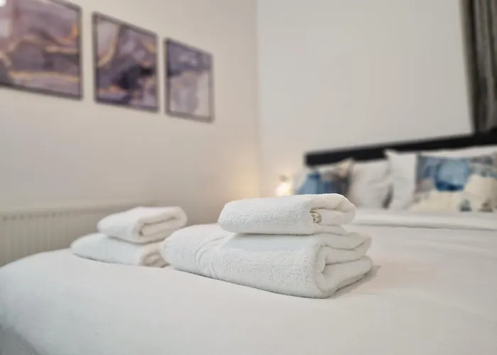 Excel London City Airport King Beds Garden