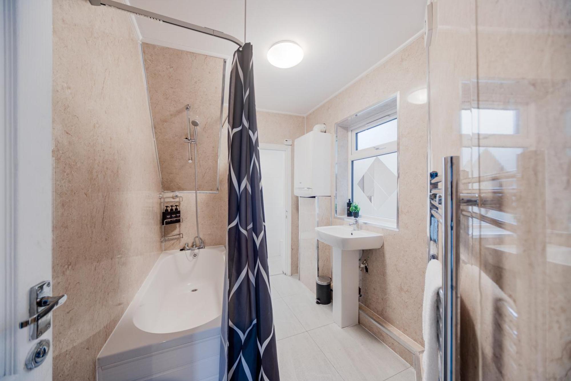 Appartamento Excel Airport King Beds Garden Londra